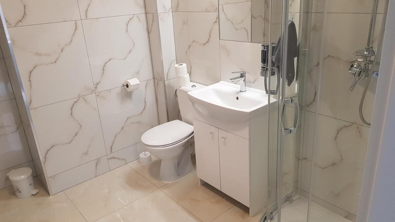 Apartamenty Centrum Plac Wolnosci Aparthotel Kielce Esterno foto
