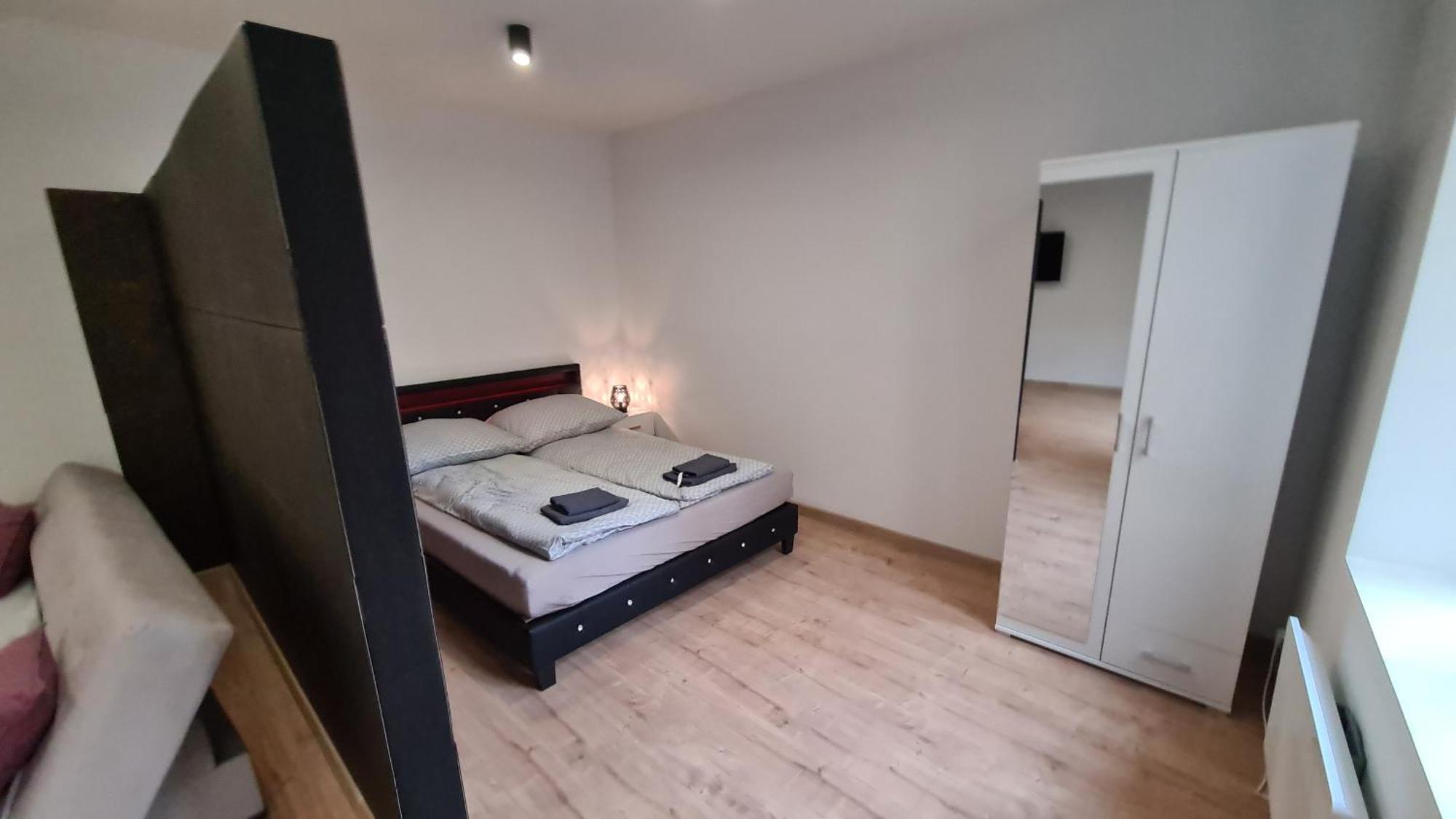 Apartamenty Centrum Plac Wolnosci Aparthotel Kielce Esterno foto
